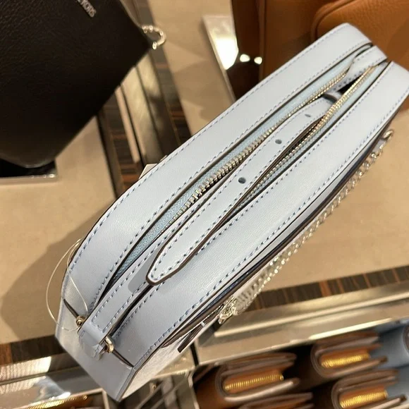 MICHAEL KORS Jet Set Large Ombré Signature Logo Crossbody Body
Light Sky… - Picture 4 of 16